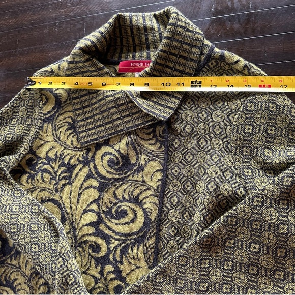 Beyond Threads 100% Baby Alpaca Top Button Green & Black Sweater Women’s S - Picture 8 of 10